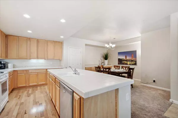 6571 Hearthstone CIR #1321, Rocklin, CA 95677