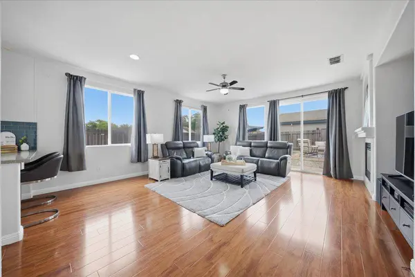 8824 Boysenberry WAY, Elk Grove, CA 95624