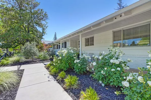 431 Larch LN, Sacramento, CA 95864