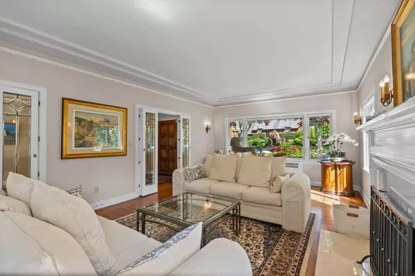 1330 45th ST, Sacramento, CA 95819