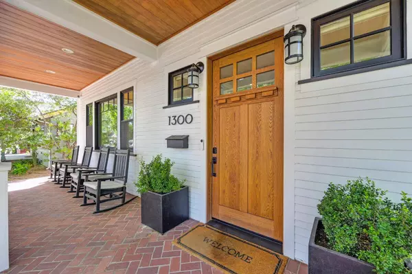 1300 35th ST, Sacramento, CA 95816