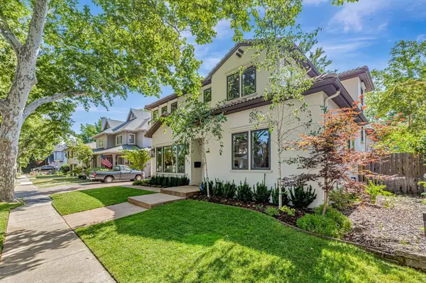 841 43rd ST, Sacramento, CA 95819