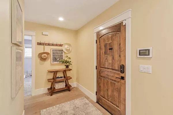 841 43rd ST, Sacramento, CA 95819