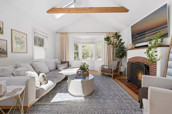 417 San Antonio WAY, Sacramento, CA 95819