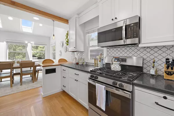 417 San Antonio WAY, Sacramento, CA 95819