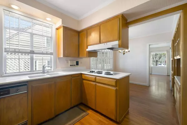 1216 46th ST, Sacramento, CA 95819