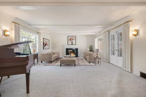 1216 46th ST, Sacramento, CA 95819