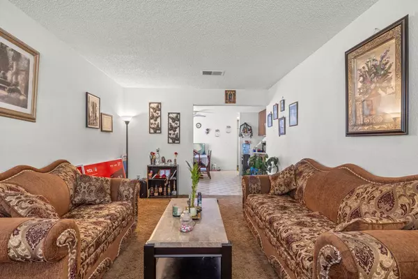 4124 Greenlawn WAY, North Highlands, CA 95660