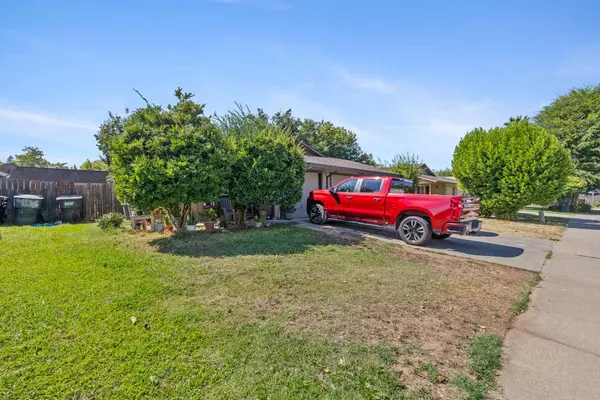 4124 Greenlawn WAY, North Highlands, CA 95660