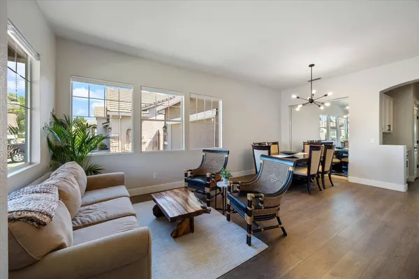 180 Cafaro CIR, Sacramento, CA 95834