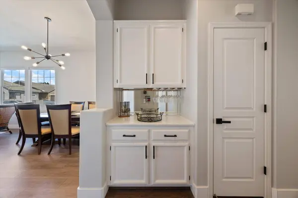 180 Cafaro CIR, Sacramento, CA 95834