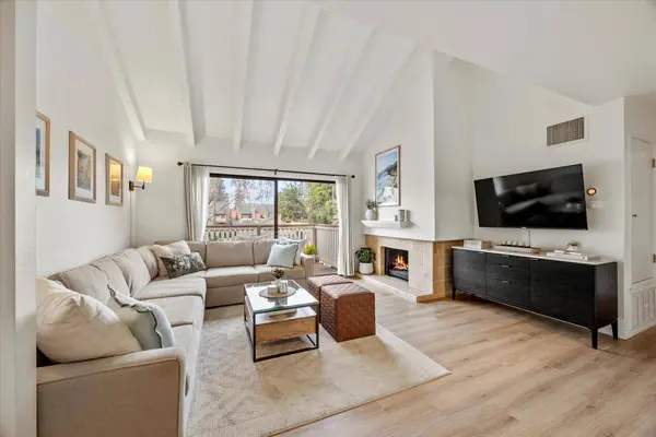 524 Woodside Oaks #8, Sacramento, CA 95825