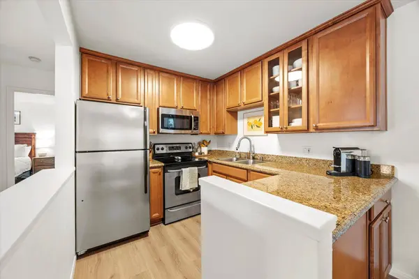 524 Woodside Oaks #8, Sacramento, CA 95825