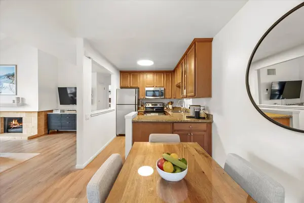 524 Woodside Oaks #8, Sacramento, CA 95825