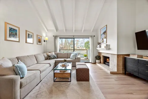 524 Woodside Oaks #8, Sacramento, CA 95825