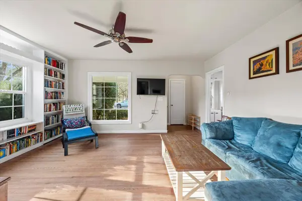 1231 Rodeo WAY, Sacramento, CA 95819