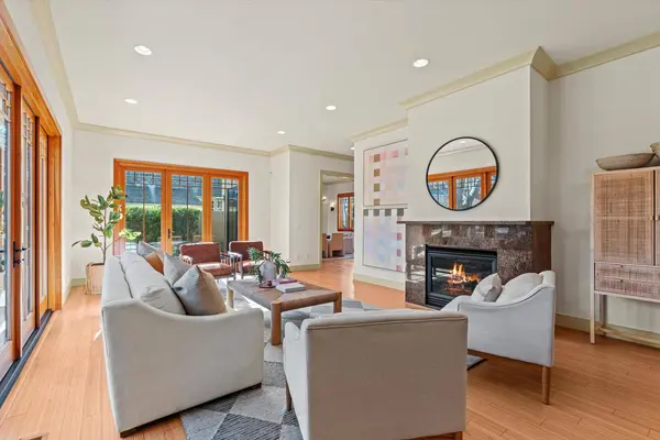 1422 40th ST, Sacramento, CA 95819