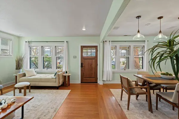 1041 Santa Barbara CT, Sacramento, CA 95816