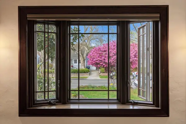 4408 T ST, Sacramento, CA 95819