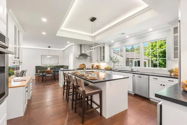 1981 9th AVE, Sacramento, CA 95818