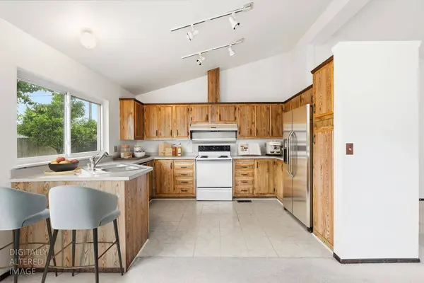 75 Lacam CIR, Sacramento, CA 95820