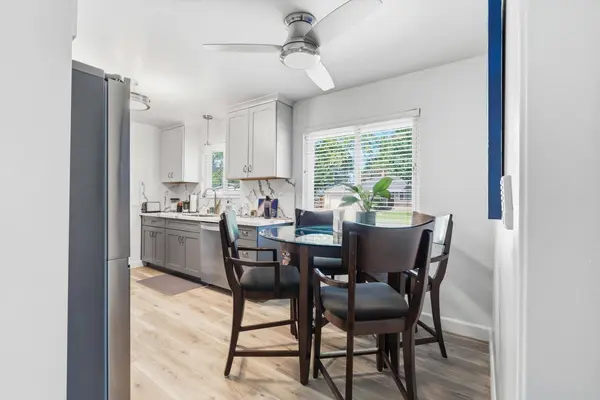801 Bell Air DR, Sacramento, CA 95822