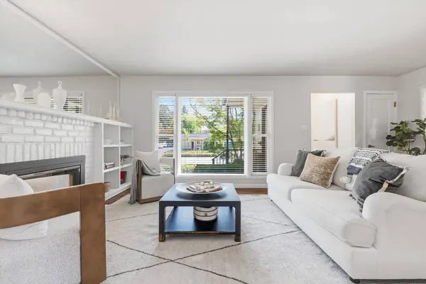 52 Coloma WAY, Sacramento, CA 95819