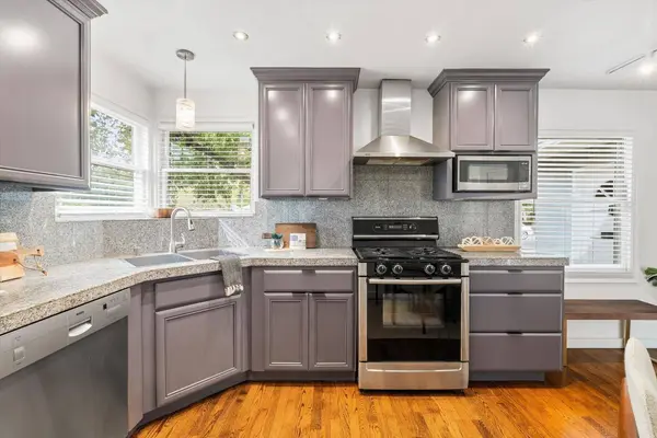 1221 48th ST, Sacramento, CA 95819