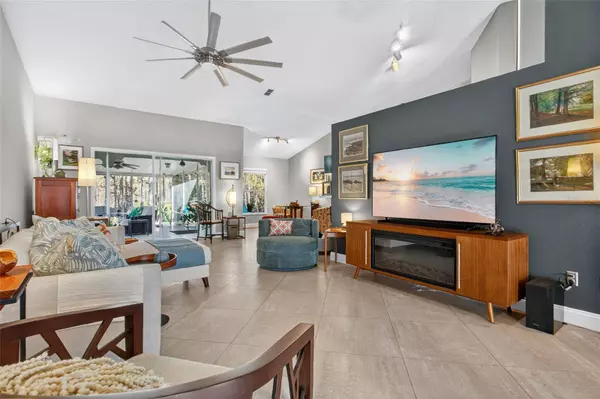 13807 FORESTSIDE CT, Orlando, FL 32826