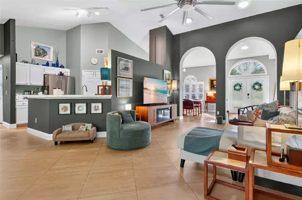 13807 FORESTSIDE CT, Orlando, FL 32826