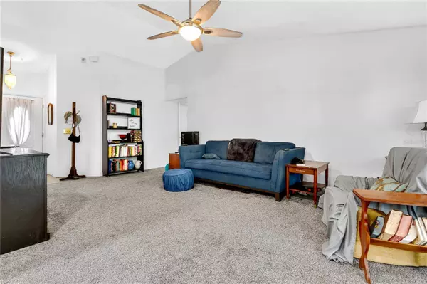 4212 REYNARD CT, Oviedo, FL 32765