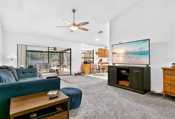 4212 REYNARD CT, Oviedo, FL 32765