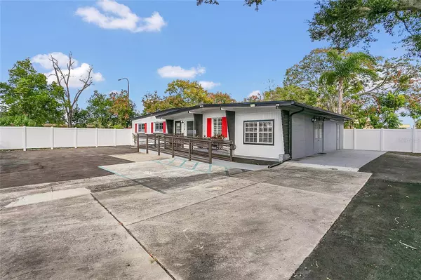 319 DILLON CIR, Orlando, FL 32822