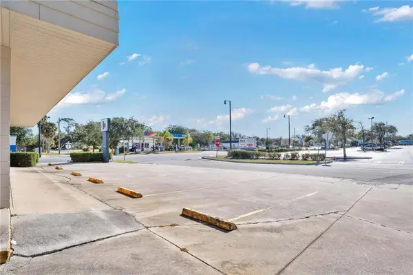 2422 S FRENCH AVE, Sanford, FL 32771