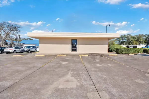 2422 S FRENCH AVE, Sanford, FL 32771