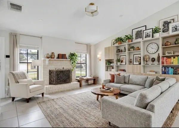 682 ASCOT CIR, Orlando, FL 32825