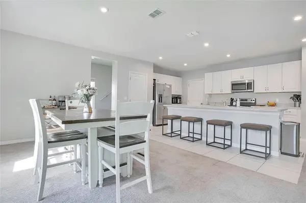 582 BLACK EAGLE DR, Groveland, FL 34736