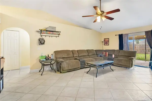 4217 IVEYGLEN AVE, Orlando, FL 32826