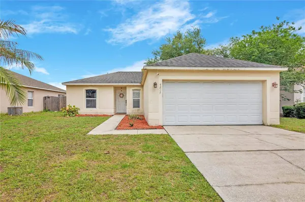 4217 IVEYGLEN AVE, Orlando, FL 32826