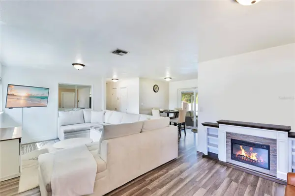 4 CHANNING AVE, Orlando, FL 32811