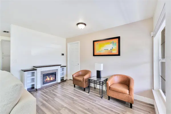 4 CHANNING AVE, Orlando, FL 32811