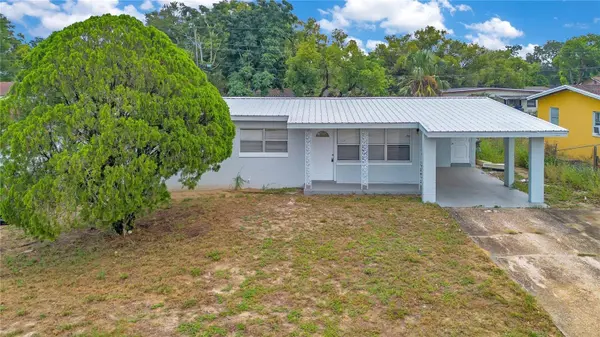 6132 W LIVINGSTON ST, Orlando, FL 32835