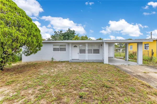6132 W LIVINGSTON ST, Orlando, FL 32835