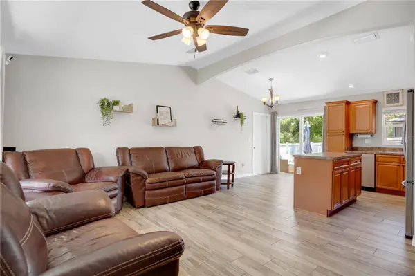 1345 GRAND AVE, Orange City, FL 32763