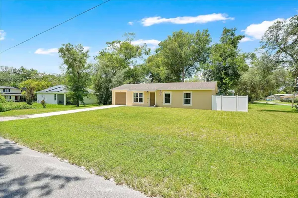 1345 GRAND AVE, Orange City, FL 32763