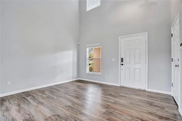 864 PARK GROVE CT, Orlando, FL 32828