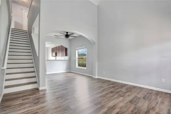 864 PARK GROVE CT, Orlando, FL 32828