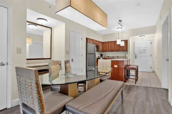 12539 FLORIDAYS RESORT DR #203D, Orlando, FL 32821