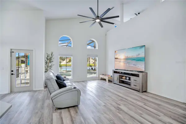510 HARDWOOD CIR, Orlando, FL 32828