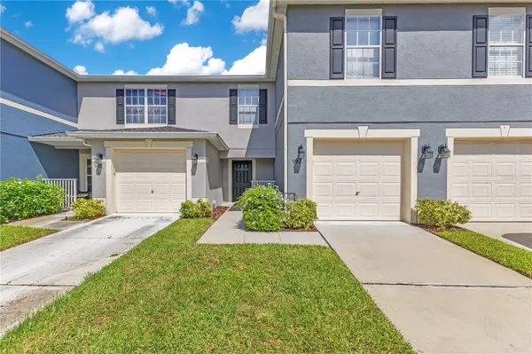 942 COQUINA ROCK ST, Orlando, FL 32828